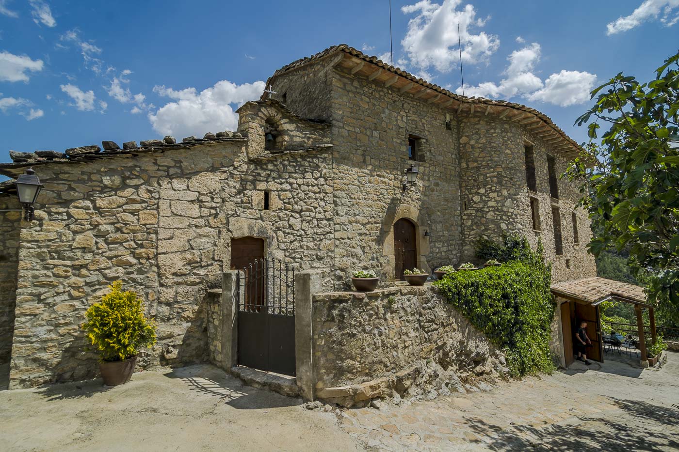 ¡La casa tiene su propia capilla!